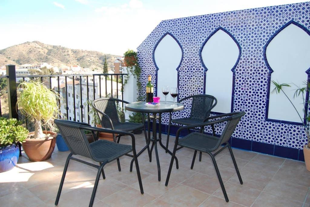 One Bedroom Penthouse Alora Exteriér fotografie